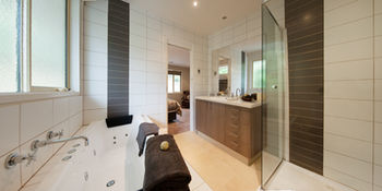 Mountain Element Retreats - Surfers Gold Coast 6