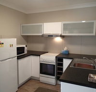 Dungowan Waterfront Apartments - Surfers Gold Coast