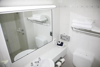 Dubbo R.s.l. Club Motel - Surfers Gold Coast 4