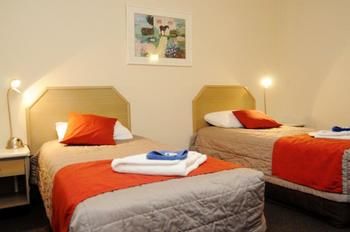 Dubbo R.s.l. Club Motel - Surfers Gold Coast 11