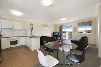 Sandy Shores Luxury Holiday Units - Surfers Gold Coast 50