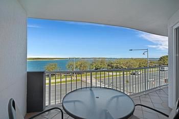 Sandy Shores Luxury Holiday Units - Surfers Gold Coast 77