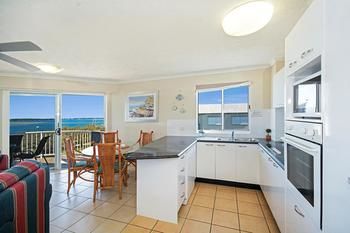 Sandy Shores Luxury Holiday Units - Surfers Gold Coast 78