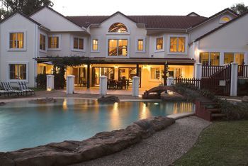 Kingfishers Manor @ Noosa - Surfers Gold Coast 13