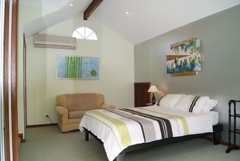 Kingfishers Manor @ Noosa - Surfers Gold Coast 15