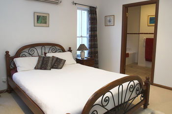 Kingfishers Manor @ Noosa - Surfers Gold Coast 19
