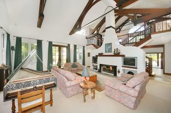 Kingfishers Manor @ Noosa - Surfers Gold Coast 24