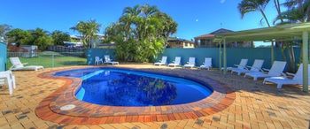 Alex Beach Cabins - Surfers Gold Coast 22