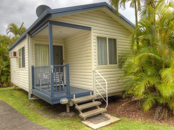 Alex Beach Cabins - Surfers Gold Coast 28