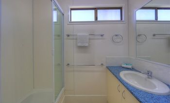 Alex Beach Cabins - Surfers Gold Coast 31