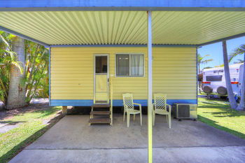Alex Beach Cabins - Surfers Gold Coast 34