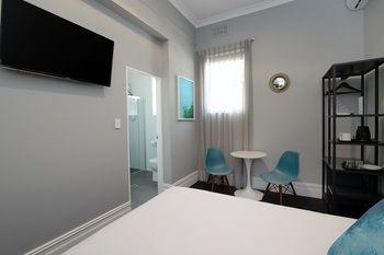 Alison Lodge - Surfers Gold Coast 20