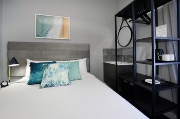 Alison Lodge - Surfers Gold Coast 30