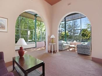 The Victoria & Albert Guesthouse - Surfers Gold Coast 10