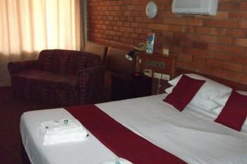 Hilldrop Motor Inn - Surfers Gold Coast 2