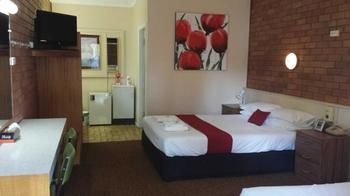 Hilldrop Motor Inn - Surfers Gold Coast 3