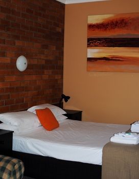 Hilldrop Motor Inn - Surfers Gold Coast 16