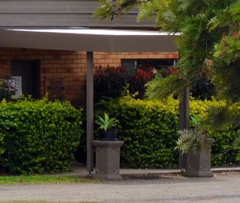 Hilldrop Motor Inn - Surfers Gold Coast 17