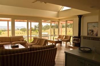 Rothbury Escape - Surfers Gold Coast 7