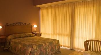 Rothbury Escape - Surfers Gold Coast 18