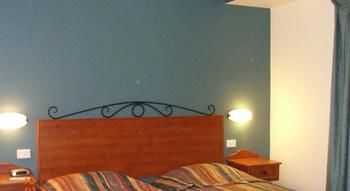 Rothbury Escape - Surfers Gold Coast 19