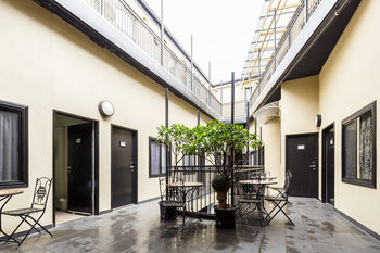 Airport Hotel Sydney - Surfers Gold Coast 14