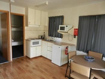 Gundagai Cabins & Tourist Park - Surfers Gold Coast 4