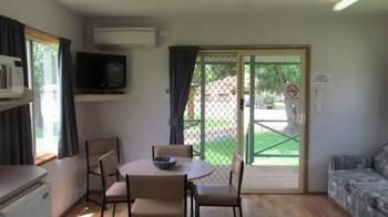 Gundagai Cabins & Tourist Park - Surfers Gold Coast 8