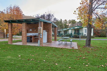 Gundagai Cabins & Tourist Park - Surfers Gold Coast 14