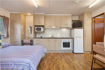 Gundagai Cabins & Tourist Park - Surfers Gold Coast 19