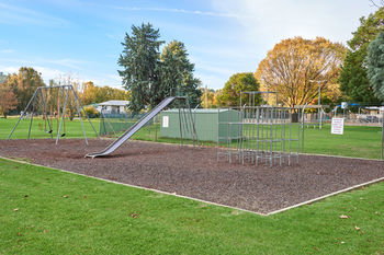 Gundagai Cabins & Tourist Park - Surfers Gold Coast 32