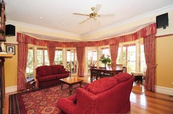 Sandholme Guesthouse - Surfers Gold Coast 5
