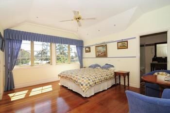 Sandholme Guesthouse - Surfers Gold Coast 12