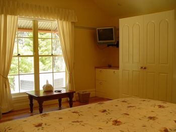 Sandholme Guesthouse - Surfers Gold Coast 27