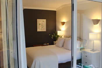 Elfin Hill Country Accommodation - Surfers Gold Coast 5