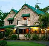 Peppertree Cottage - Surfers Gold Coast