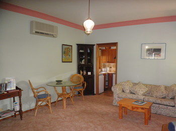 Woollamia Village Retreat - Surfers Gold Coast 31