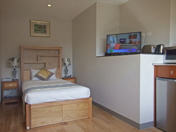 Melrose Apartments - Surfers Gold Coast 24