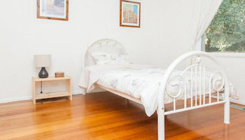 Eltham Retreat - Surfers Gold Coast 0
