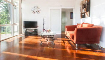 Eltham Retreat - Surfers Gold Coast 9