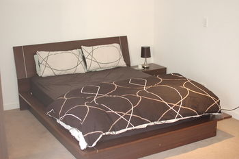 Darling Harbour Apartment - Surfers Gold Coast 1