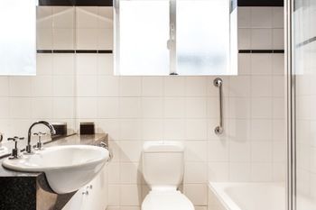 Brunswick Vibe - Surfers Gold Coast 3