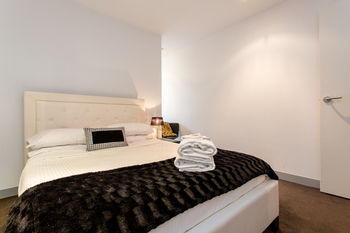 ABC Accommodation - Flinders - Surfers Gold Coast 1