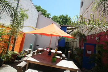 Zing Backpackers - Surfers Gold Coast 1