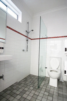 Zing Backpackers - Surfers Gold Coast 5