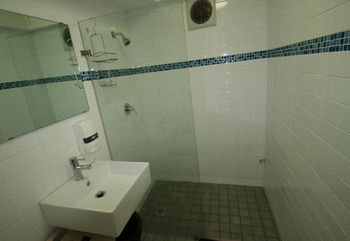 Zing Backpackers - Surfers Gold Coast 14