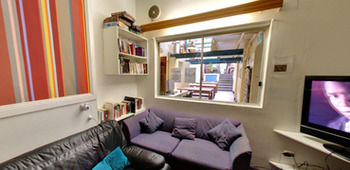 Zing Backpackers - Surfers Gold Coast 15