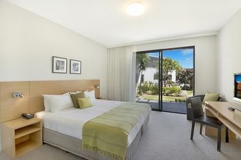 Magenta Studio Room - Surfers Gold Coast 5