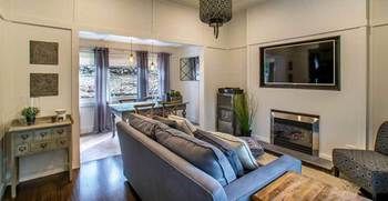White Gates Cottage - Surfers Gold Coast 9
