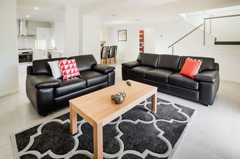 Wallsend Executive Apartments - Surfers Gold Coast 31